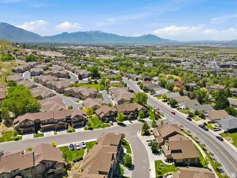 View/Area - 1614 E Aspen Loop, Provo, UT 84606 photo 6 of 8