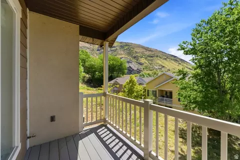 Exterior - 1614 E Aspen Loop, Provo, UT 84606 photo 4 of 5