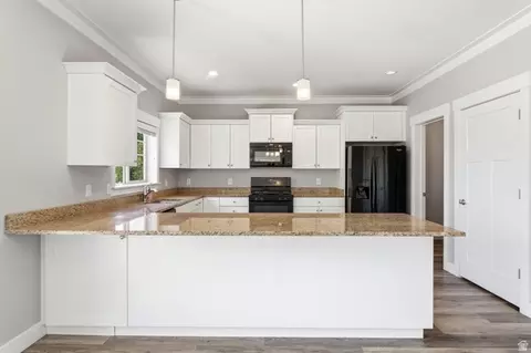 Kitchen - 1614 E Aspen Loop, Provo, UT 84606 photo 1 of 3