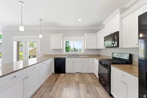 Kitchen - 1614 E Aspen Loop, Provo, UT 84606 photo 3 of 3