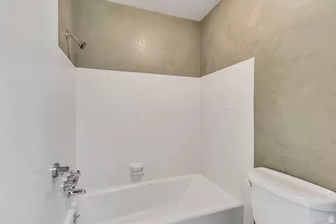 Bath - 843 E Three Fountains Dr #263, Murray, UT 84107 photo 3 of 6