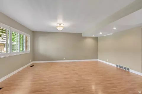Living - 843 E Three Fountains Dr #263, Murray, UT 84107 photo 2 of 8