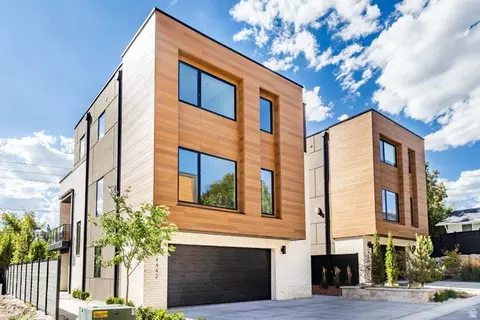 4442 S Holladay Park Ln E, Holladay, UT 84124