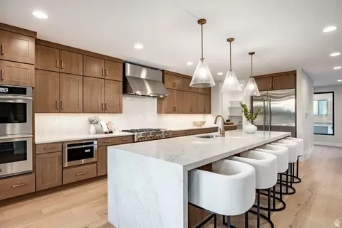 4442 S Holladay Park Ln E, Holladay, UT 84124