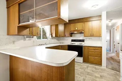 Kitchen - 827 E 400 S, Orem, UT 84097 photo 1 of 2