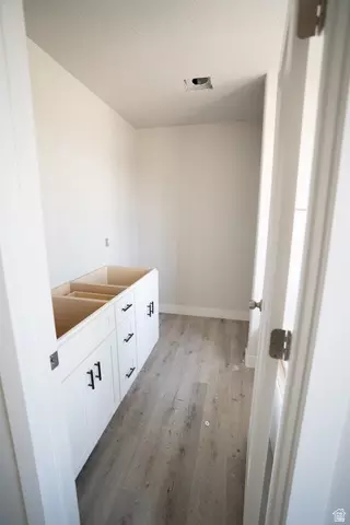 Entry Way - 2392 E Yellow Blossom St #475, Eagle Mountain, UT 84005 photo 3 of 4