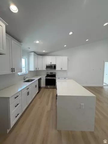 Kitchen - 2392 E Yellow Blossom St #475, Eagle Mountain, UT 84005 photo 3 of 4