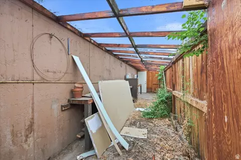 Exterior - 65 E Pioneer Ave S, Sandy, UT 84070 photo 9 of 10