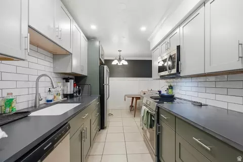 66 W Lester Ave S #K27, Murray, UT 84107