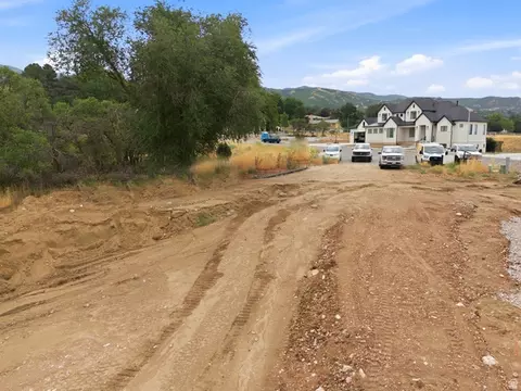795 E Abby Ln #5, Bountiful, UT 84010 photo 3