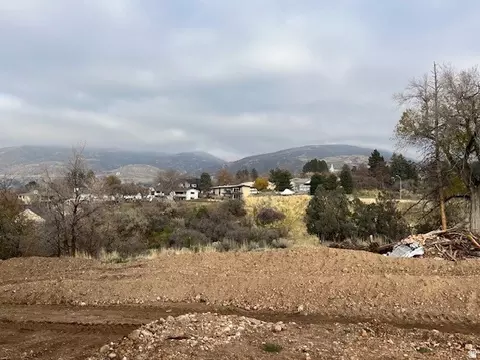 795 E Abby Ln #5, Bountiful, UT 84010 photo 3