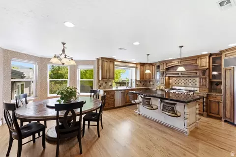 Kitchen - 720 E Center St, Bountiful, UT 84010 photo 6 of 6