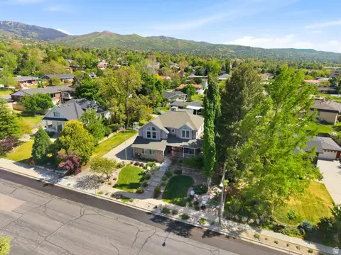 View/Area - 720 E Center St, Bountiful, UT 84010 photo 3 of 8