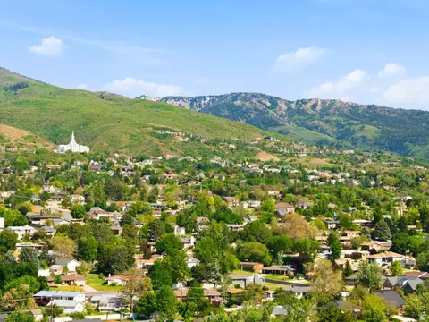 View/Area - 720 E Center St, Bountiful, UT 84010 photo 7 of 8