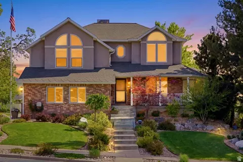 Exterior - 720 E Center St, Bountiful, UT 84010 photo 2 of 13