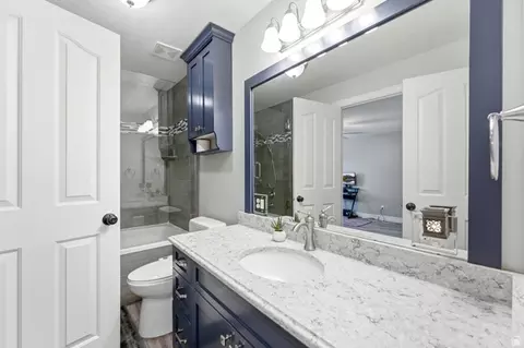 Bath - 720 E Center St, Bountiful, UT 84010 photo 7 of 8