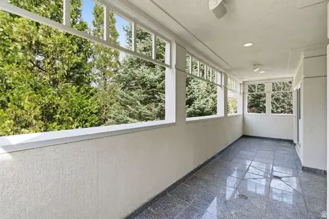 Exterior - 2552 E Walker Ln, Holladay, UT 84117 photo 13 of 48