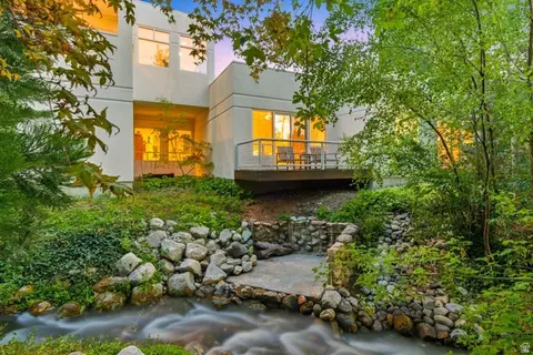 Exterior - 2552 E Walker Ln, Holladay, UT 84117 photo 5 of 48
