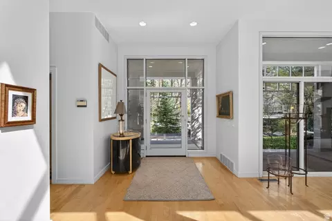 Entry Way - 2552 E Walker Ln, Holladay, UT 84117 photo 1 of 7
