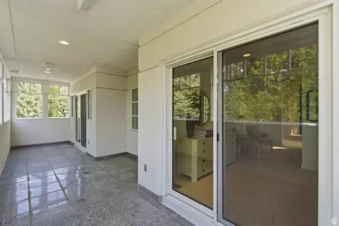 Exterior - 2552 E Walker Ln, Holladay, UT 84117 photo 12 of 48