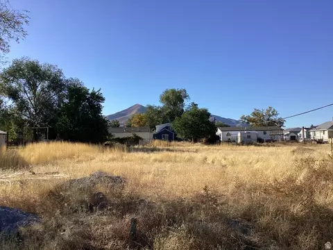 225 W 230 N, Tooele, UT 84074
