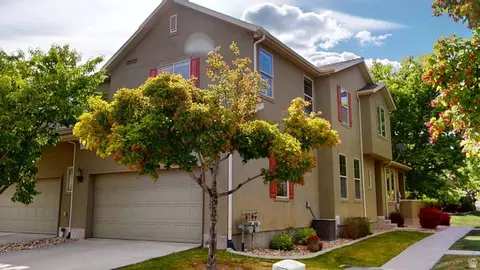 472 E Vancott Way, Stansbury Park, UT 84074