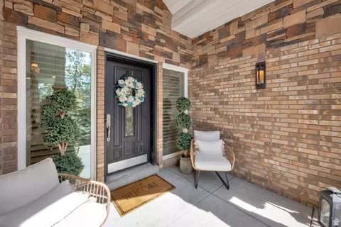 Exterior - 295 S 1550 E, Bountiful, UT 84010 photo 2 of 8