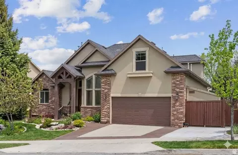 Exterior - 15023 S Eagle Crest Dr E, Draper, UT 84020 photo 3 of 17