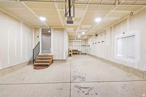 Entry Way - 15023 S Eagle Crest Dr E, Draper, UT 84020 photo 5 of 5