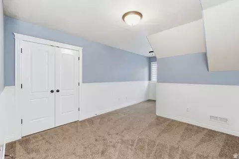 Bedroom - 15023 S Eagle Crest Dr E, Draper, UT 84020 photo 7 of 10
