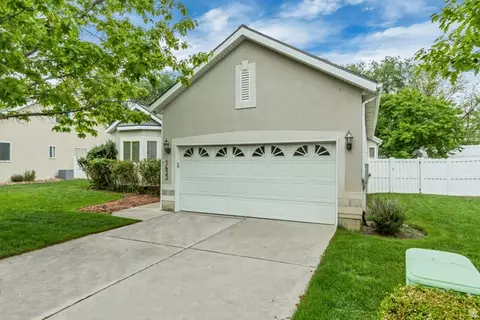 Exterior - 1433 Forge Way, Draper, UT 84020 photo 2 of 5