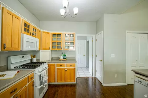Kitchen - 1433 Forge Way, Draper, UT 84020 photo 1 of 5
