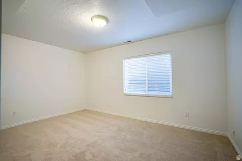 Bedroom - 1433 Forge Way, Draper, UT 84020 photo 4 of 4
