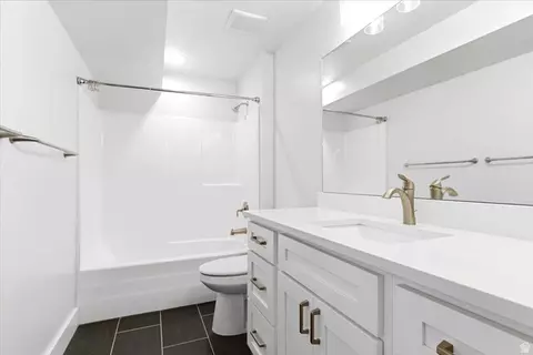 Bath - 337 E Saddleback Rd, Willard, UT 84340 photo 3 of 5
