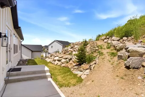 Exterior - 337 E Saddleback Rd, Willard, UT 84340 photo 5 of 7