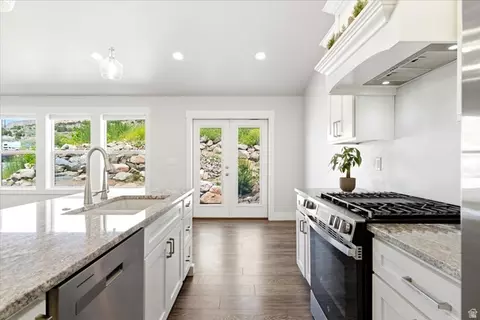 Kitchen - 337 E Saddleback Rd, Willard, UT 84340 photo 2 of 3
