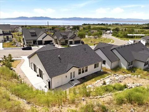 View/Area - 337 E Saddleback Rd, Willard, UT 84340 photo 1 of 2