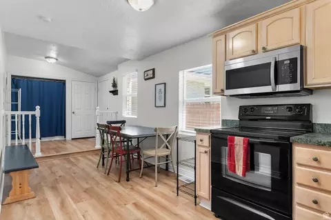 Entry Way - 257 N 200 E, Provo, UT 84606 photo 2 of 3