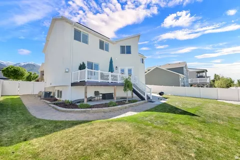 Exterior - 254 S 1675 E, Layton, UT 84040 photo 6 of 10