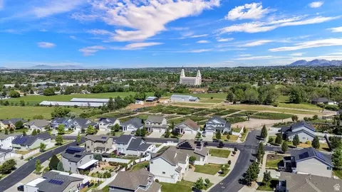 View/Area - 254 S 1675 E, Layton, UT 84040 photo 8 of 20
