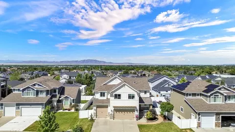 View/Area - 254 S 1675 E, Layton, UT 84040 photo 11 of 20
