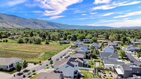 View/Area - 254 S 1675 E, Layton, UT 84040 photo 17 of 20