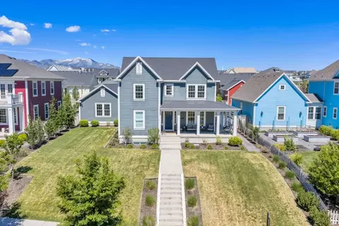 5022 W Lake Ave, South Jordan, UT 84009