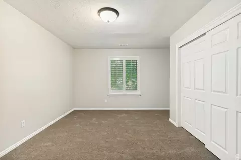 Bedroom - 1956 E Brandon Park Pl S, Sandy, UT 84092 photo 6 of 10
