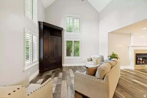 Living - 1956 E Brandon Park Pl S, Sandy, UT 84092 photo 1 of 4