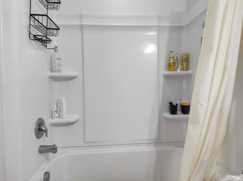 Bath - 1505 S 630 W, Orem, UT 84058 photo 2 of 6