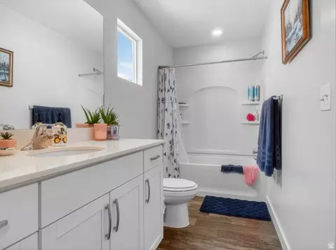Bath - 1505 S 630 W, Orem, UT 84058 photo 6 of 6