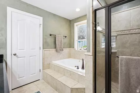 Bath - 1348 E 2450 N, North Ogden, UT 84414 photo 2 of 6