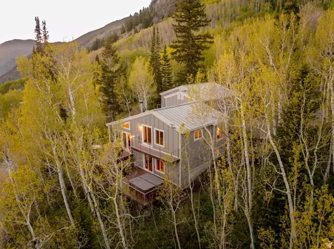 11440 E Mountain Sun Ln, Salt Lake City, UT 84121