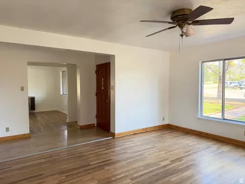 Living - 195 E 200 S, Kanosh, UT 84637 photo 4 of 4